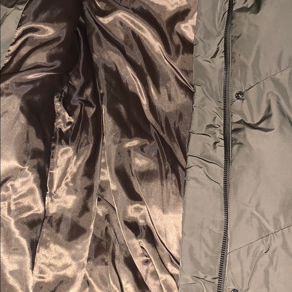 Polyester Winter Coat - Picture 4 of 7